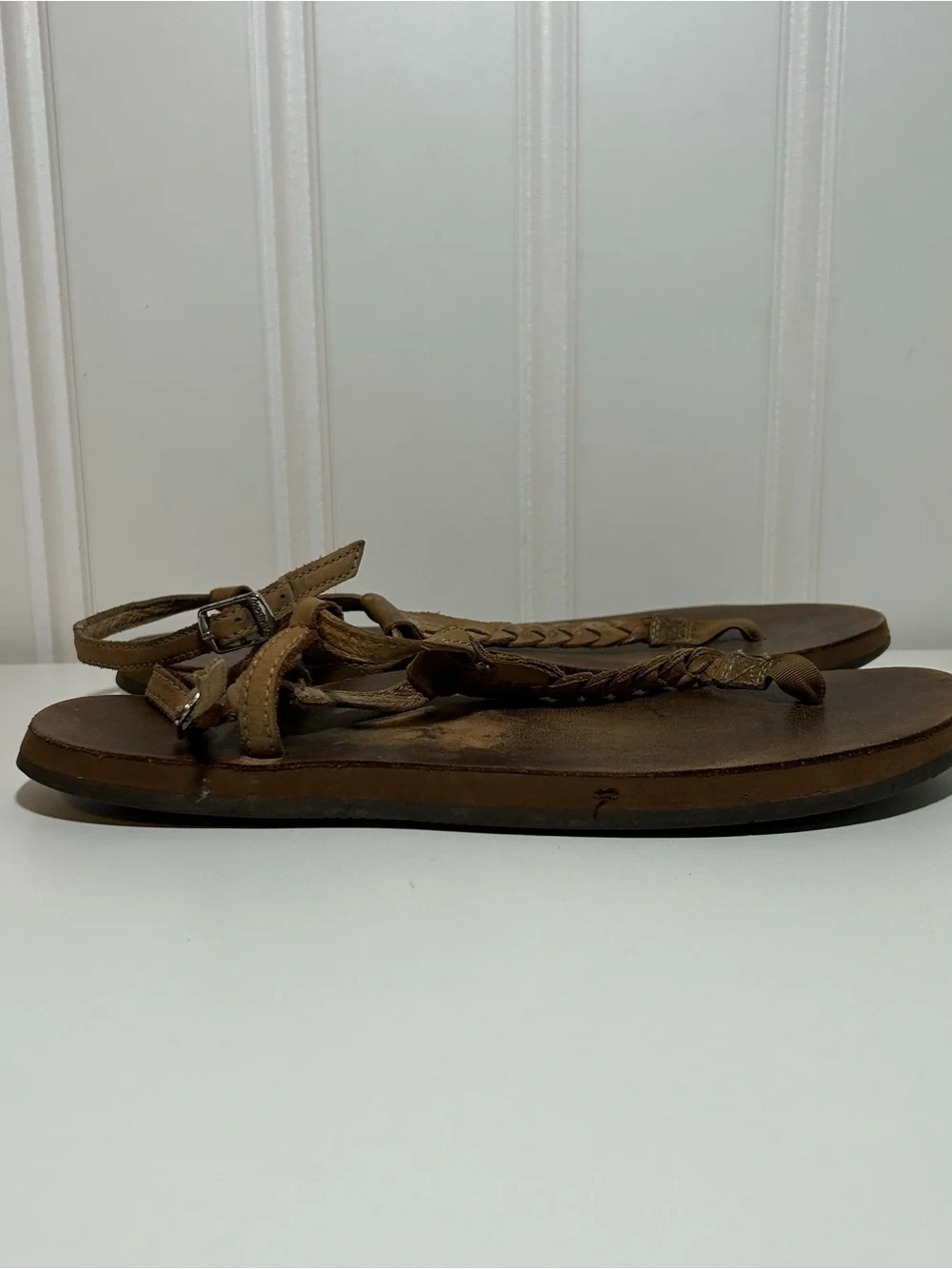 Rainbow thong ankle strap Women’s Brown Leather Braided Toe-Post Sandals